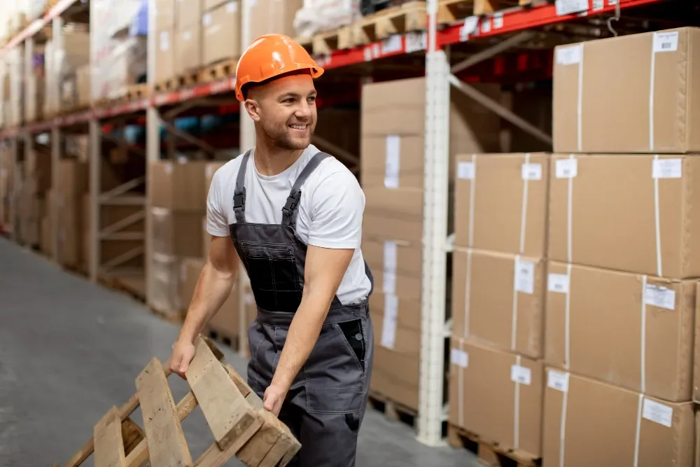 Warehouse Worker in Spain